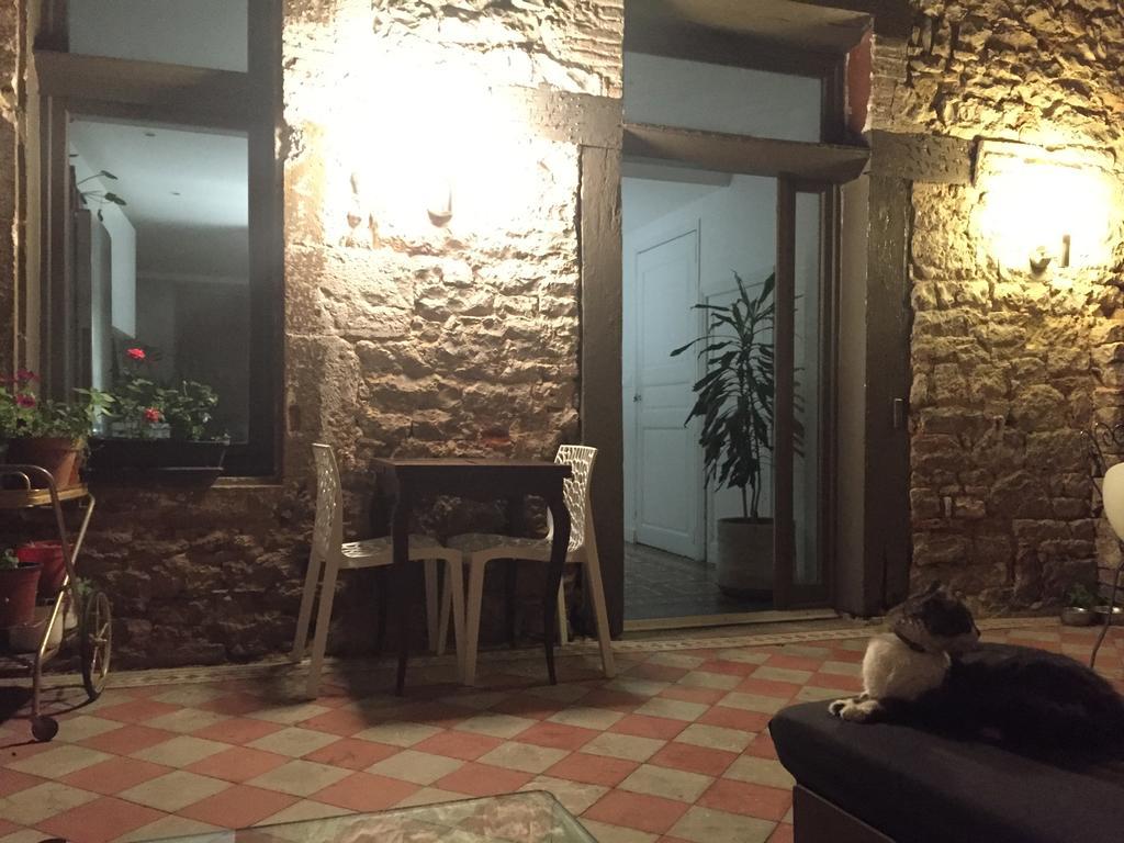B&B Le Chat Qui Dort Montricoux Bagian luar foto